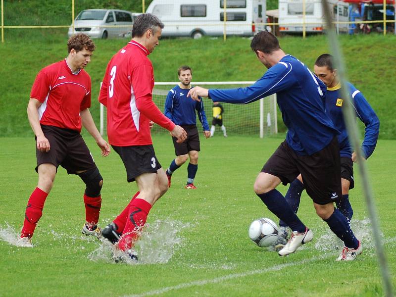 Krajská I. A třída: Olympie Březová - SK Dolní Rychnov (v červeném)