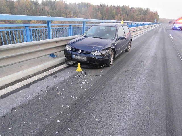 Nehoda na dálnici D6