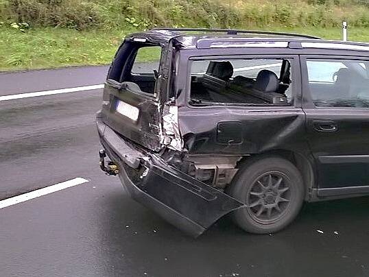 Takto po nehodě dopadlo auto rodiny z Kraslic.