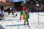 Karneval na lyžích si užily celé rodiny. Bublava se tak loučí se sezónou, která byla podle vlekařů úspěšná.