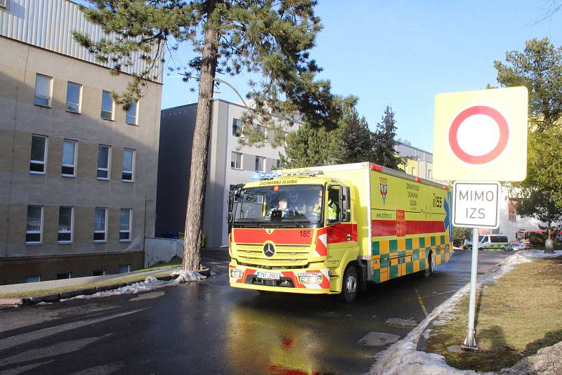 Nemocnici Sokolov opustilo v pátek 19. února 10 covidních pacientů a zařízení se tak uvolnily kapacity před náročným víkendem.