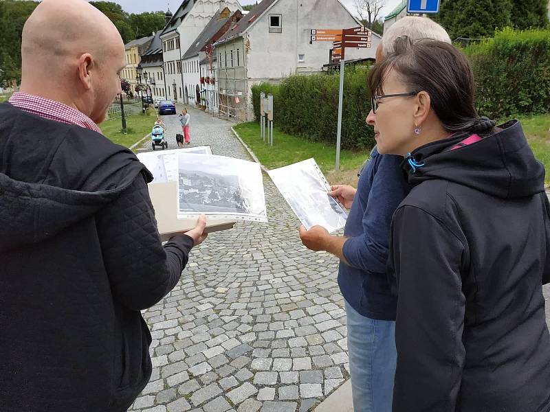 Procházka po Horním Slavkově se Zdeňkem Heppnerem.