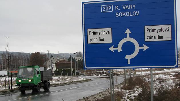 U NOVÉHO SEDLA na Sokolovsku vzniká nová průmyslová zóna. Ke stejnému účelu jsou určené i upravené a zasíťované pozemky Sokolovské uhelné směrem na Družbu.