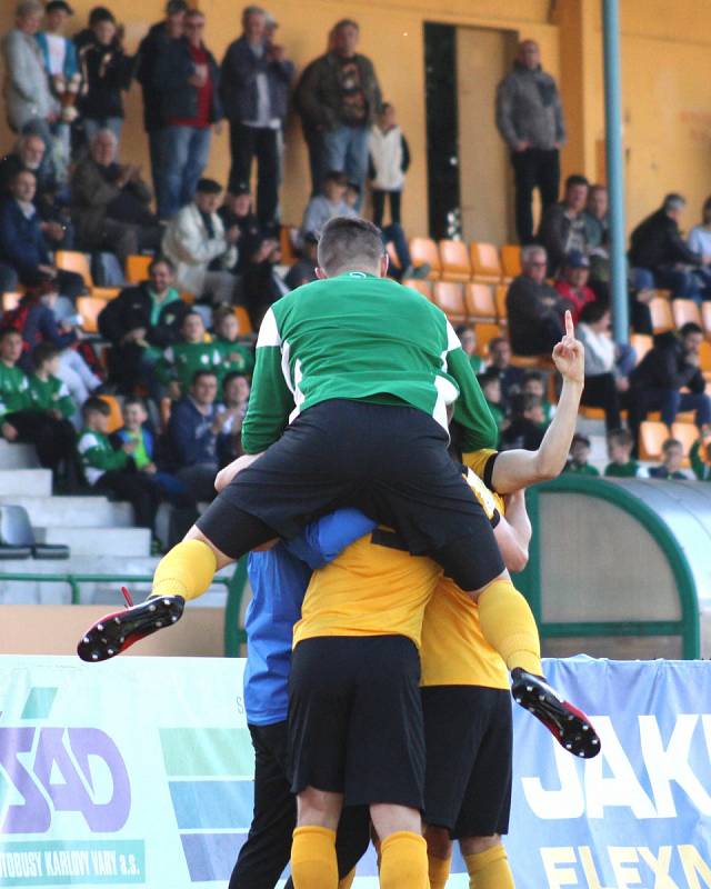 Fotbalisté FK Baník Sokolov porazili ve vloženém 27. kole na svém hřišti 1. SC Znojmo 1:0.