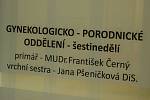 Nové šestinedělí na gynekologicko-porodnickém oddělení sokolovské nemocnice bylo slavnostně otevřeno v úterý. Sloužit začne novorodičkám od 25. září 2017.