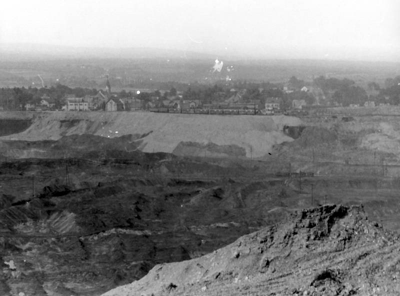 Unikátní fotografie ukazují historii nejen Medardu, ale i celého Sokolovska