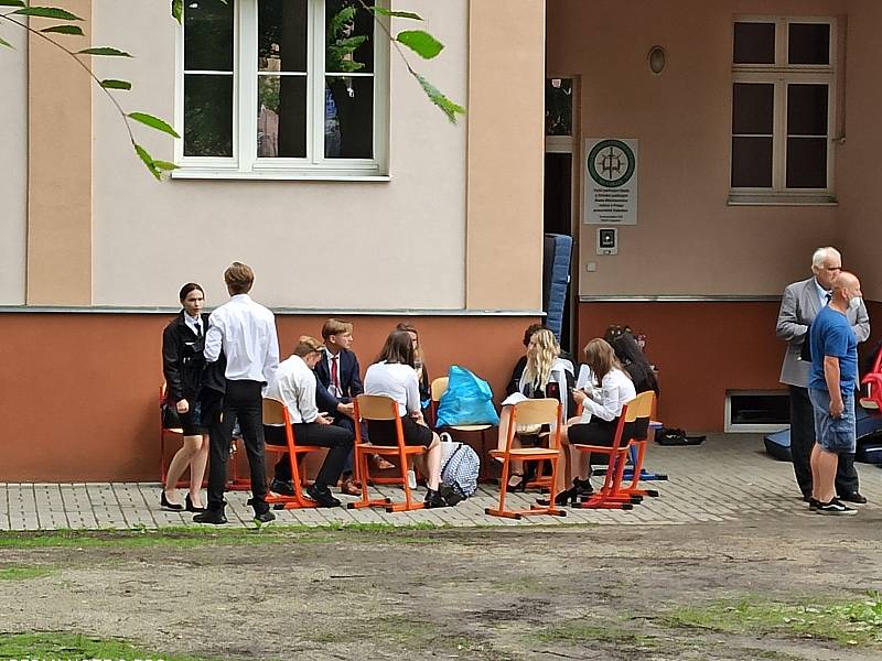 V sokolovské střední škole zkolabovalo dvacet studentů