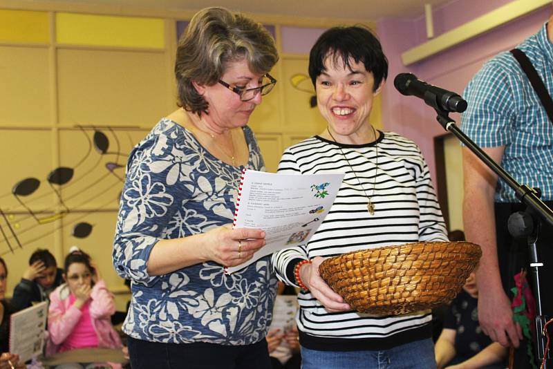 Velikonoční besídka v chodovském stacionáři Mateřídouška.