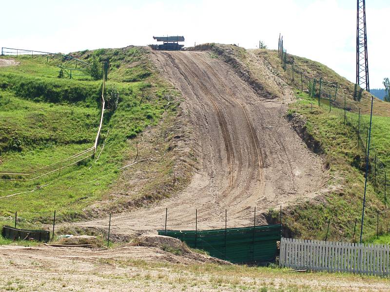 Přípravy na mistrovství světa v motokrosu