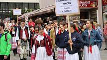 Soubory se představily v rámci mezinárodního folklorního festivalu.