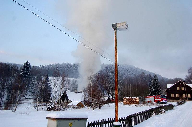 Požár ve Stříbrné.