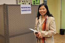 Rodačka z Hanoje ve Vietnamu Ngoc Thuy Le volila v roce 2017 v Česku poprvé, poté, co dostala české občanství.  