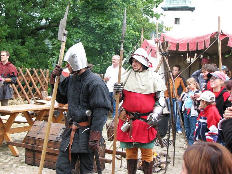 Středověké slavnosti v Lokti.