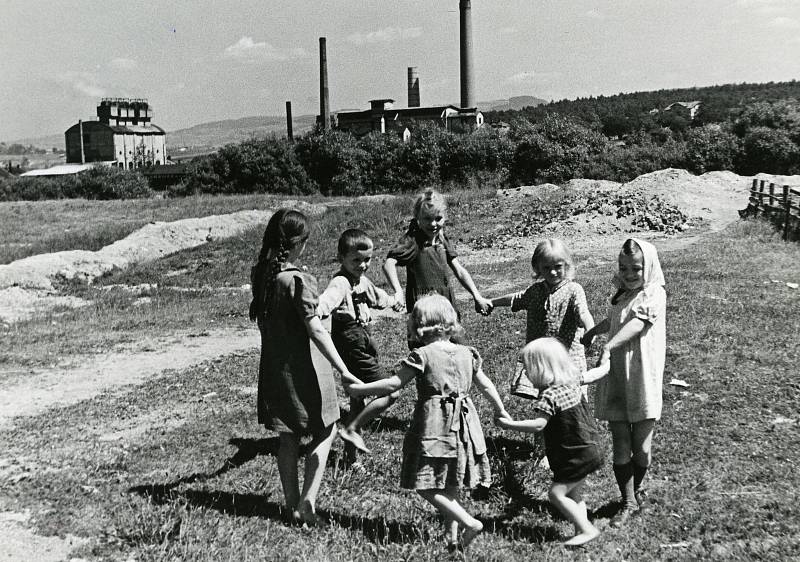 Unikátní fotografie ukazují historii nejen Medardu, ale i celého Sokolovska