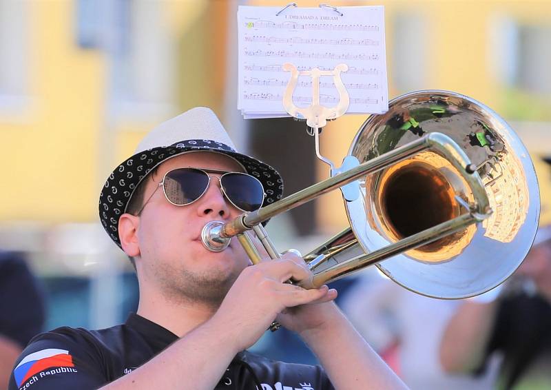 Koncert kapely Bohemian Marching Band se v Sokolově uskutečnil 15. července. 