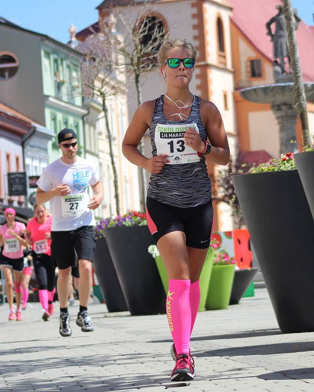 Čtvrtý ročník Sokolovského 1/4 maratonu přilákal na trať více než šest stovek běžců.