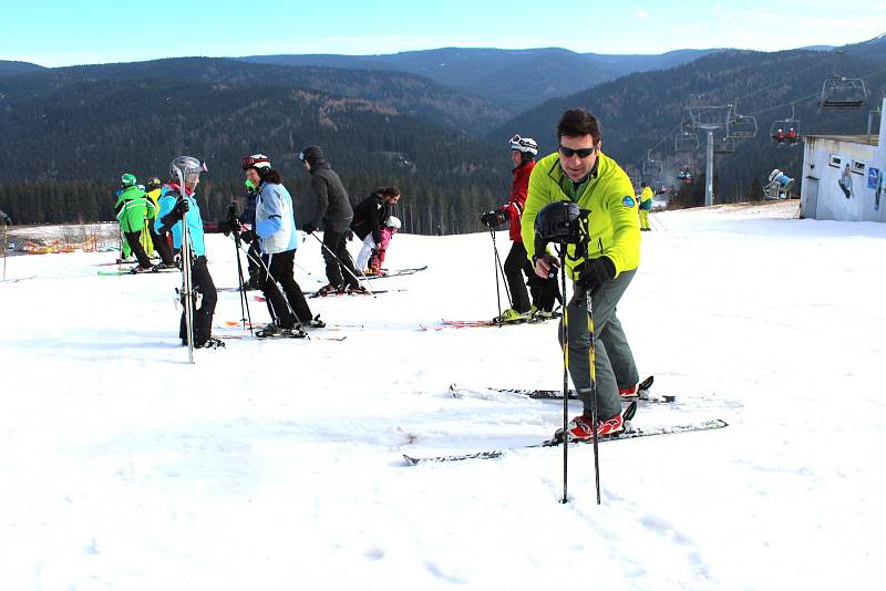 Víkendové lyžování ve Skicentru Bublava - Stříbrná.