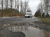 Oprav se dočká i silnice nad TJ Baník Sokolov.
