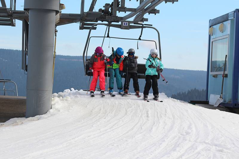 Víkendové lyžování ve Skicentru Bublava - Stříbrná.