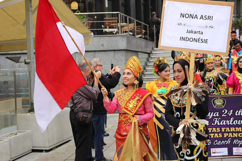 Soubory se představily v rámci mezinárodního folklorního festivalu.