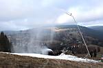 Bublavské skicentrum začalo zasněžovat.