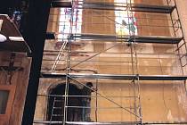 Opravy v kostele svaté Kateřiny probíhají již několik let. V jakém rozsahu se uskuteční, záleží vždy na získaných prostředcích.