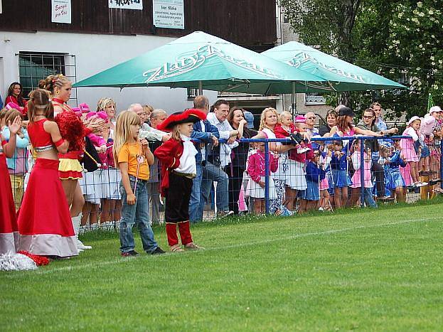 Oslavy postupu do krajské I. A třídyv Bukovanech