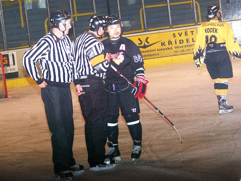 Hokejová příprava: HC Baník Sokolov - High 1