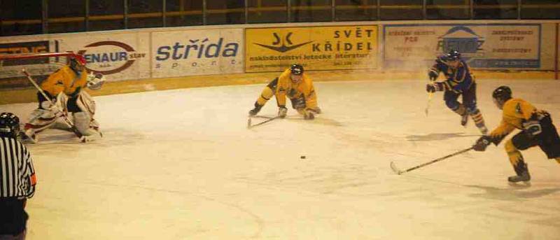 Juniorská liga Baník Sokolov - HC Benešov