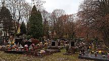 Na sokolovském hřbitově chybějí místa k pochovávání do země