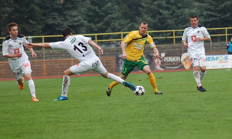 FNL: FK Baník Sokolov - FC Hradec Králové