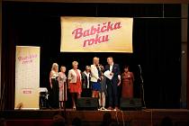 Krajské kolo soutěže Babička roku se koná v Sokolově.