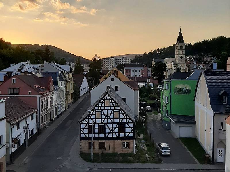 V říjnu chtějí dobrovolníci z Kraslic  ukázat hrázděnku veřejnosti.