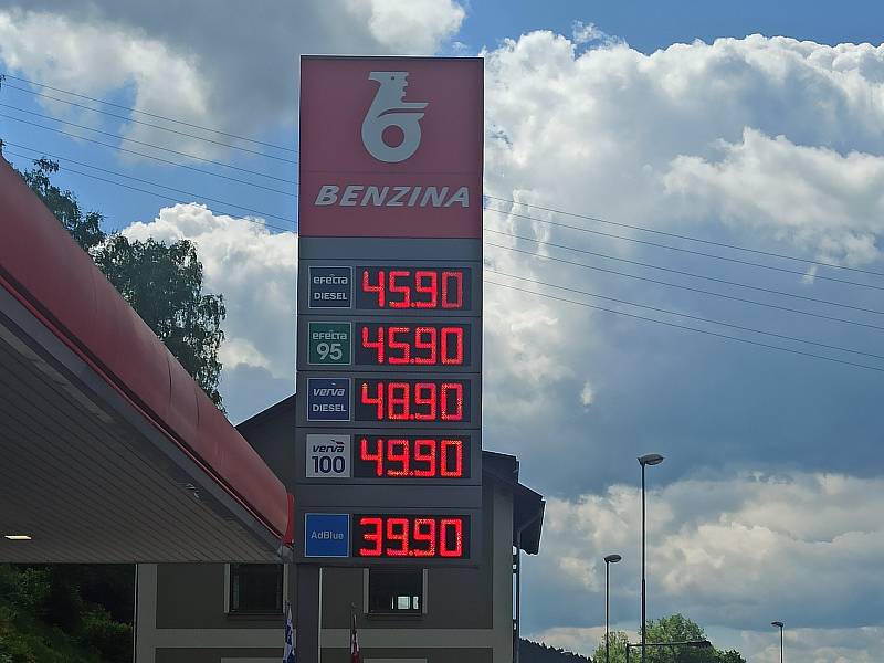 Benzina Kraslice ve středu dopoledne