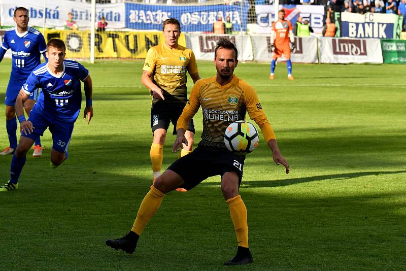 3. kolo MOL cupu: FK Baník Sokolov - FC Baník Ostrava 1:2