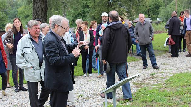 Parčík a lípa připomínají továrníka Gasche.