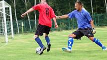 Okresní přebor: Olympie Březová "C" (v bílém) - SK Dolní Rychnov "B"