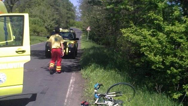 BĚHEM neděle vyjeli záchranáři ke třem nehodám poraněných cyklistů. Obešly se bez vážných zranění.