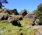 Dominova skalka je přírodní památka, kterou najdete u Sokolova jižně od obce Nové Vsi.
