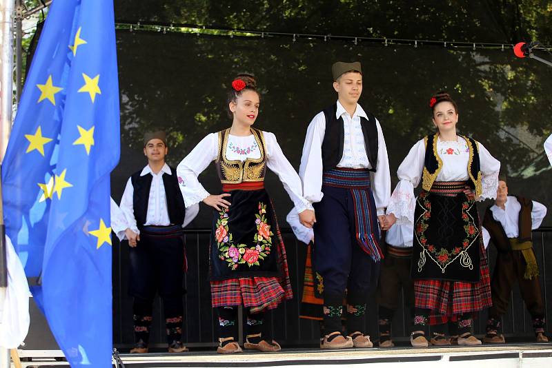 Mezinárodní dětský folklórní festival Kunovské léto 2019.Vystoupení souborů na Masarykově náměstí v Uherském Hradišti.Na snímku soubor Sveti Sava ze Srbska.