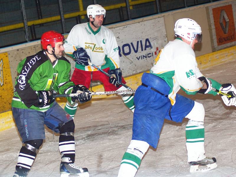 Krajská liga mužů: Březová - Vřesová (v zeleném)