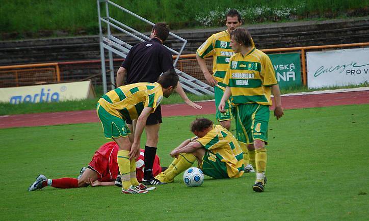 Divize: FK Baník Sokolov B - FC Chomutov