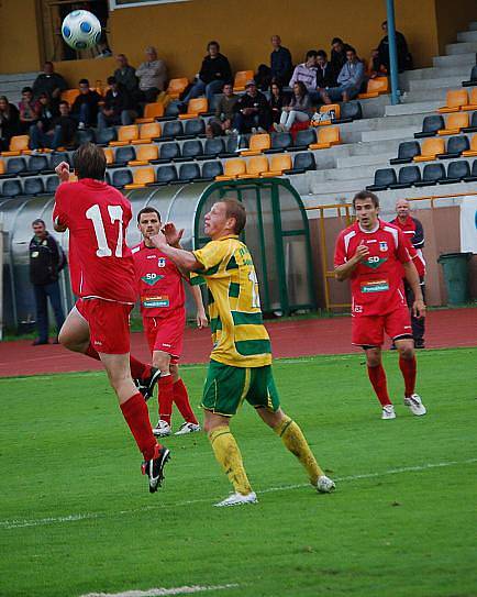 Divize: FK Baník Sokolov B - FC Chomutov