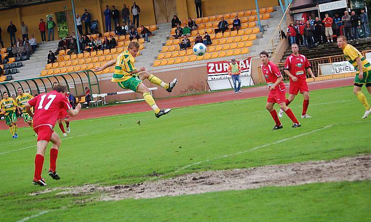 Divize: FK Baník Sokolov B - FC Chomutov