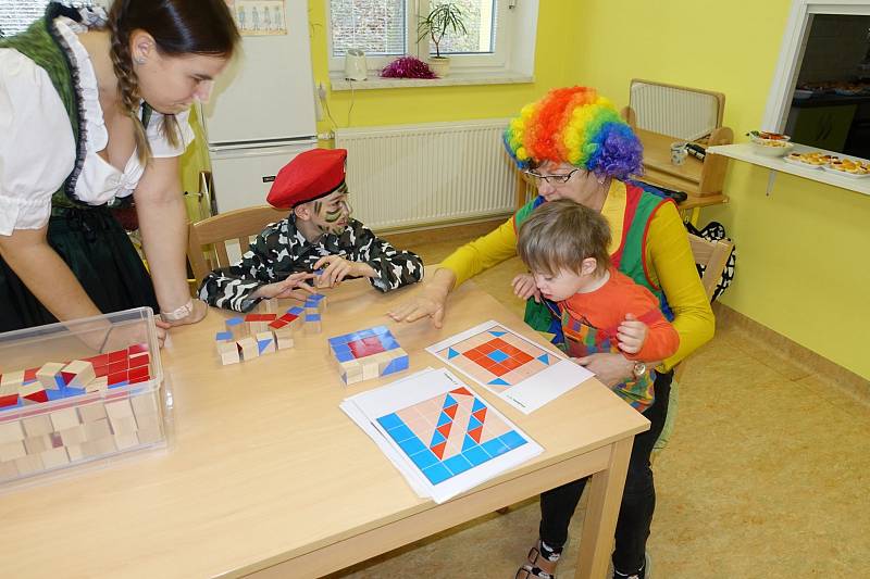 Masopust v sokolovském stacionáři Mateřídoušky.