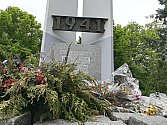 Pomník, u kterého přibudou pamětní desky se jmény padlých zajatců