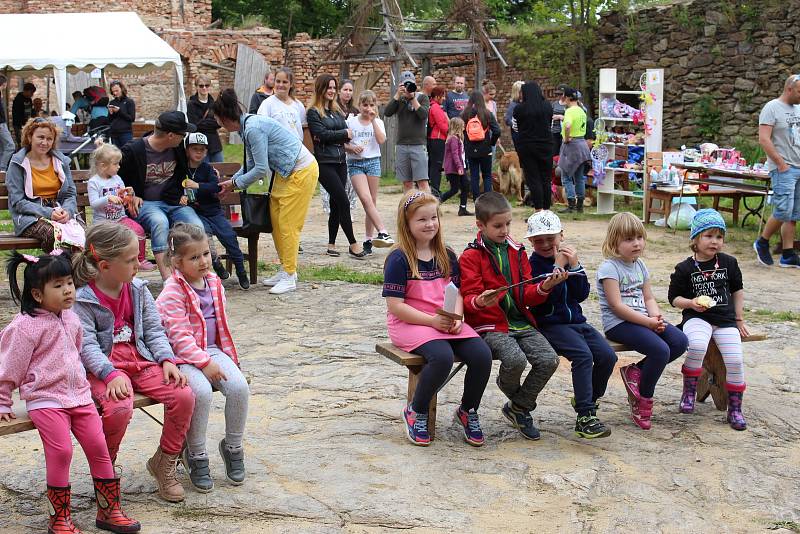 Program akce Hurá na hrad zaujal jak děti, tak dospělé.