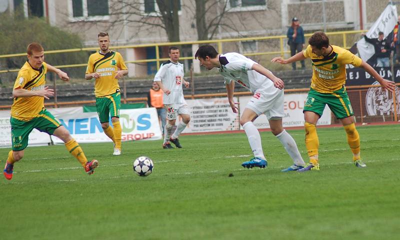 FNL: FK Baník Sokolov - FC Hradec Králové