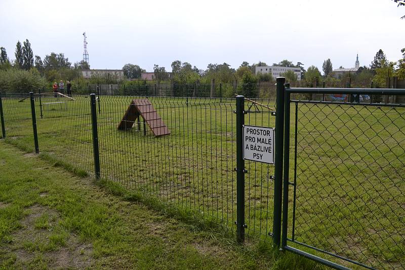 Ve středu 19. září došlo k slavnostnímu otevření vůbec prvního psího parku v Táboře.