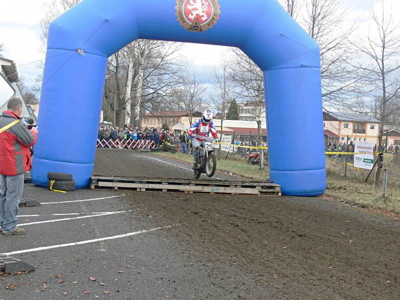 V sobotu se v Soběslavi jel 15. ročník závodu malých motocyklů. 